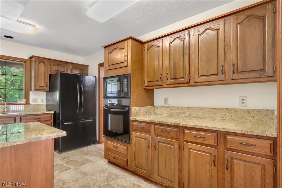 11785 Arbor Glen Drive Chardon OH 44024