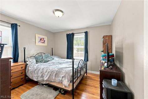 13209 Rockside Road Garfield Heights OH 44125