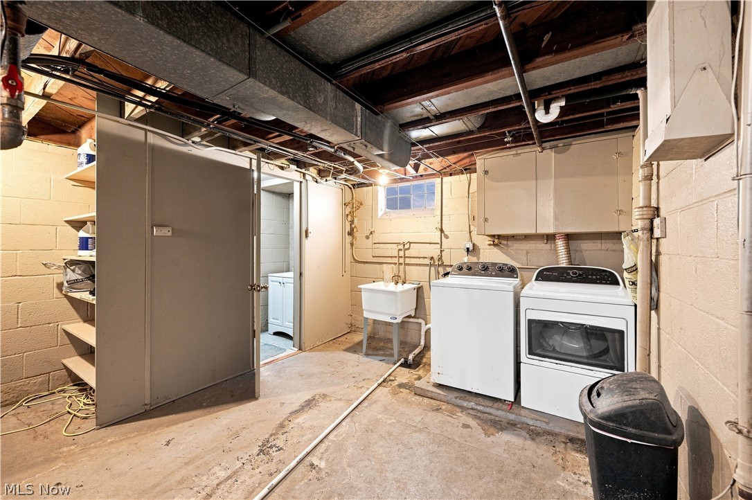 13209 Rockside Road Garfield Heights OH 44125