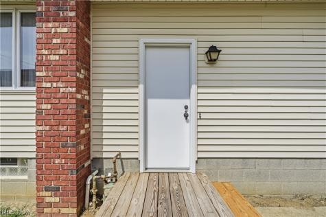252 Clinton Avenue Akron OH 44301