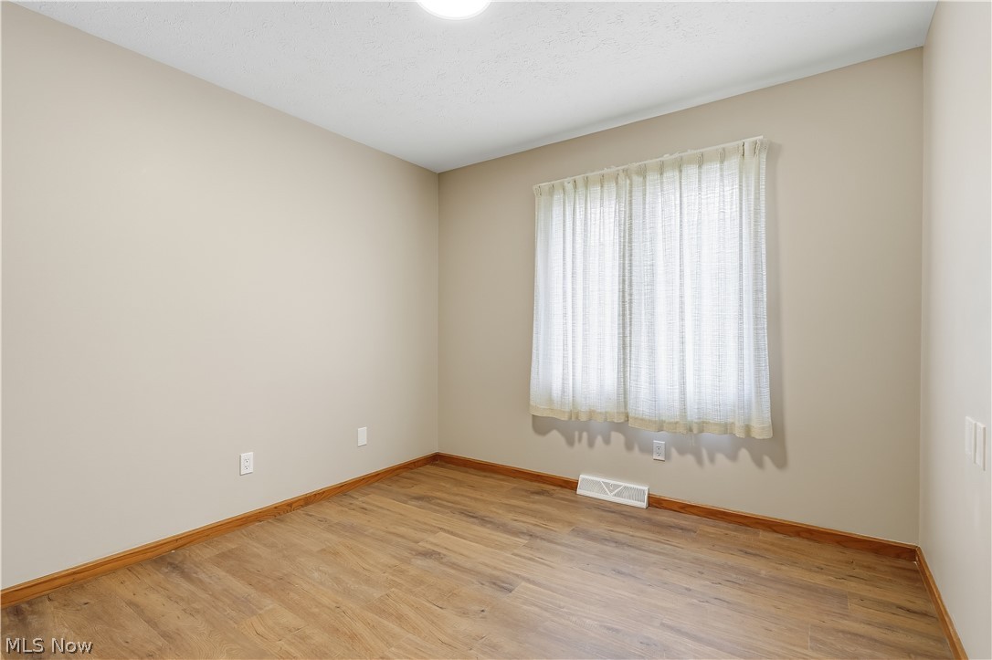 252 Clinton Avenue Akron OH 44301