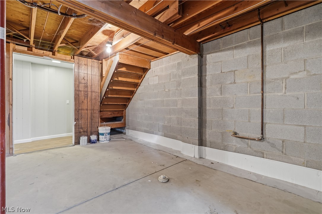 252 Clinton Avenue Akron OH 44301