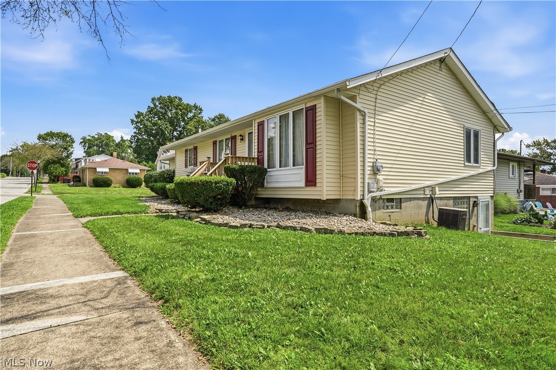 252 Clinton Avenue Akron OH 44301