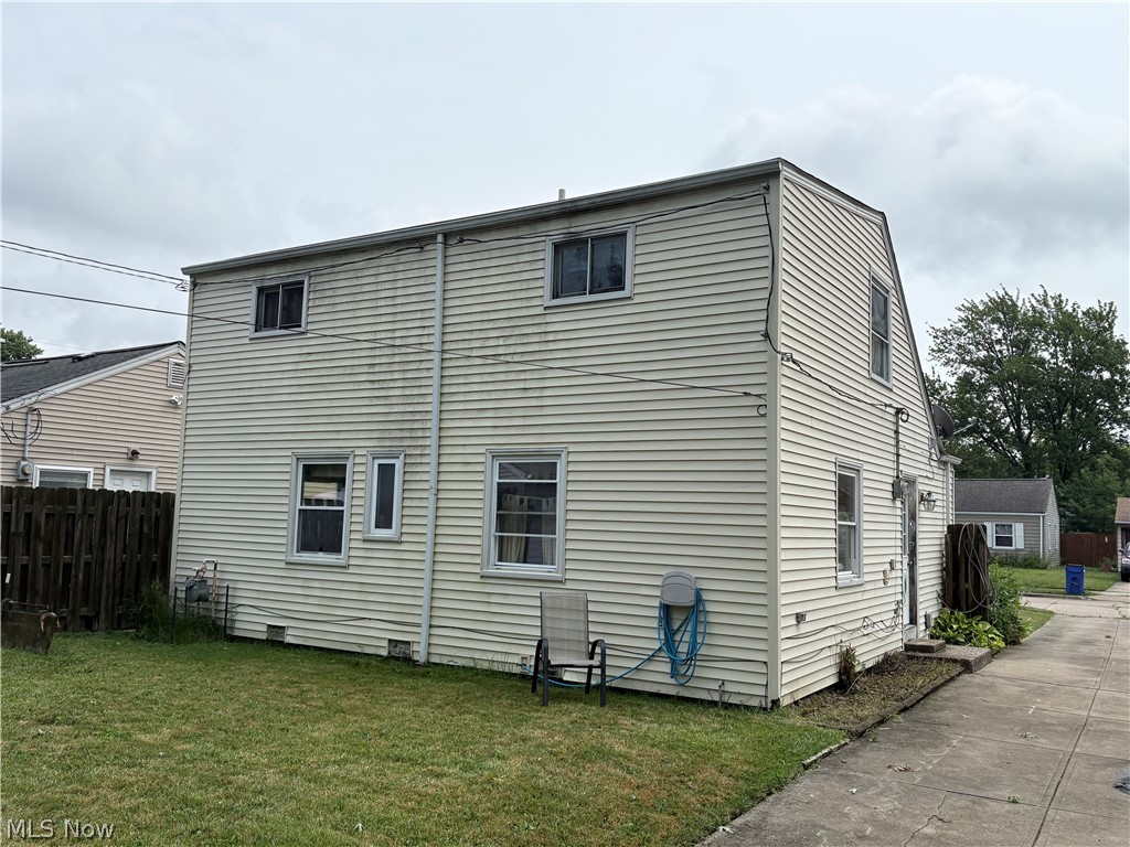14448 Cleminshaw Road Cleveland OH 44135