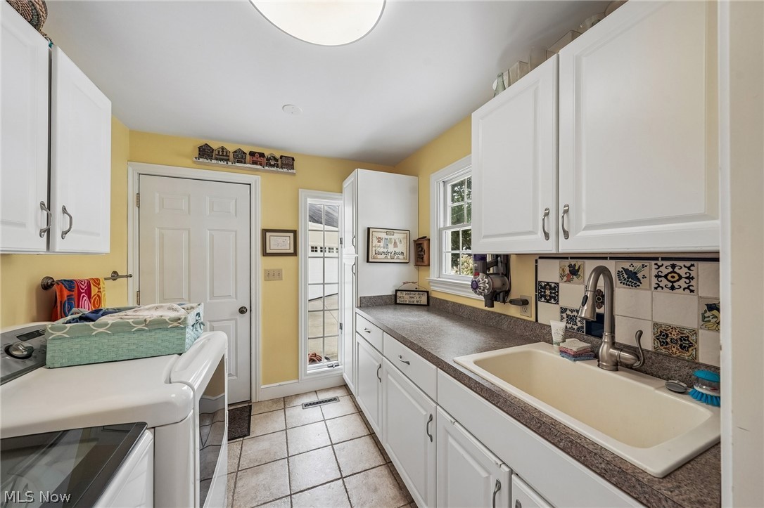 170 Overwood Road Akron OH 44313