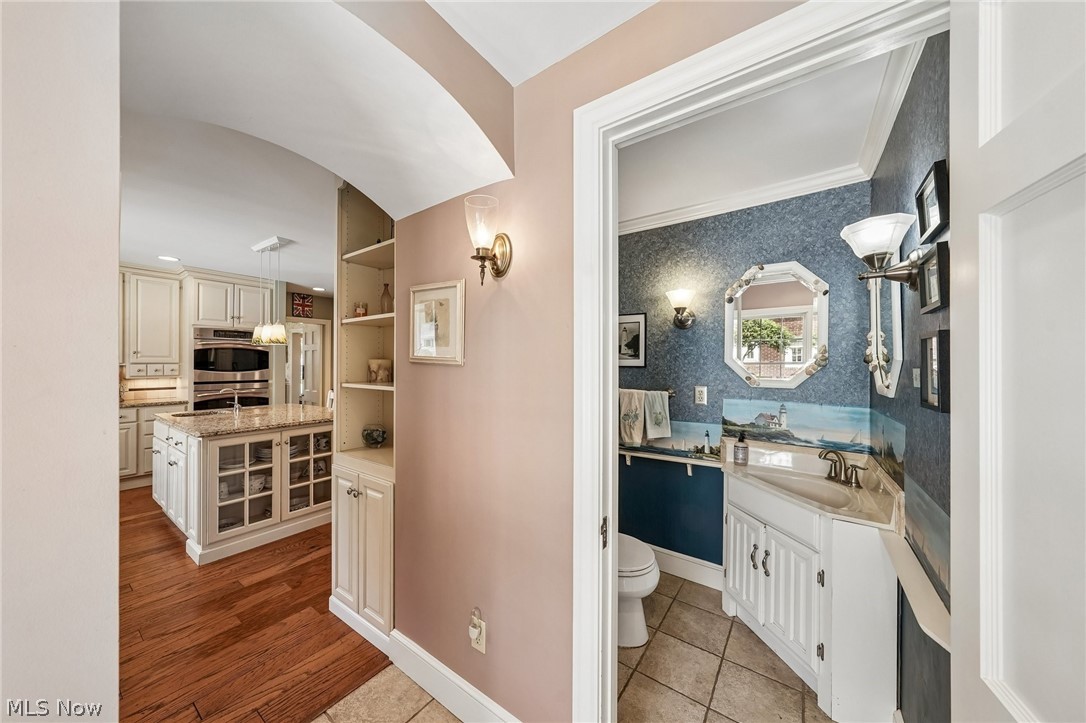 170 Overwood Road Akron OH 44313