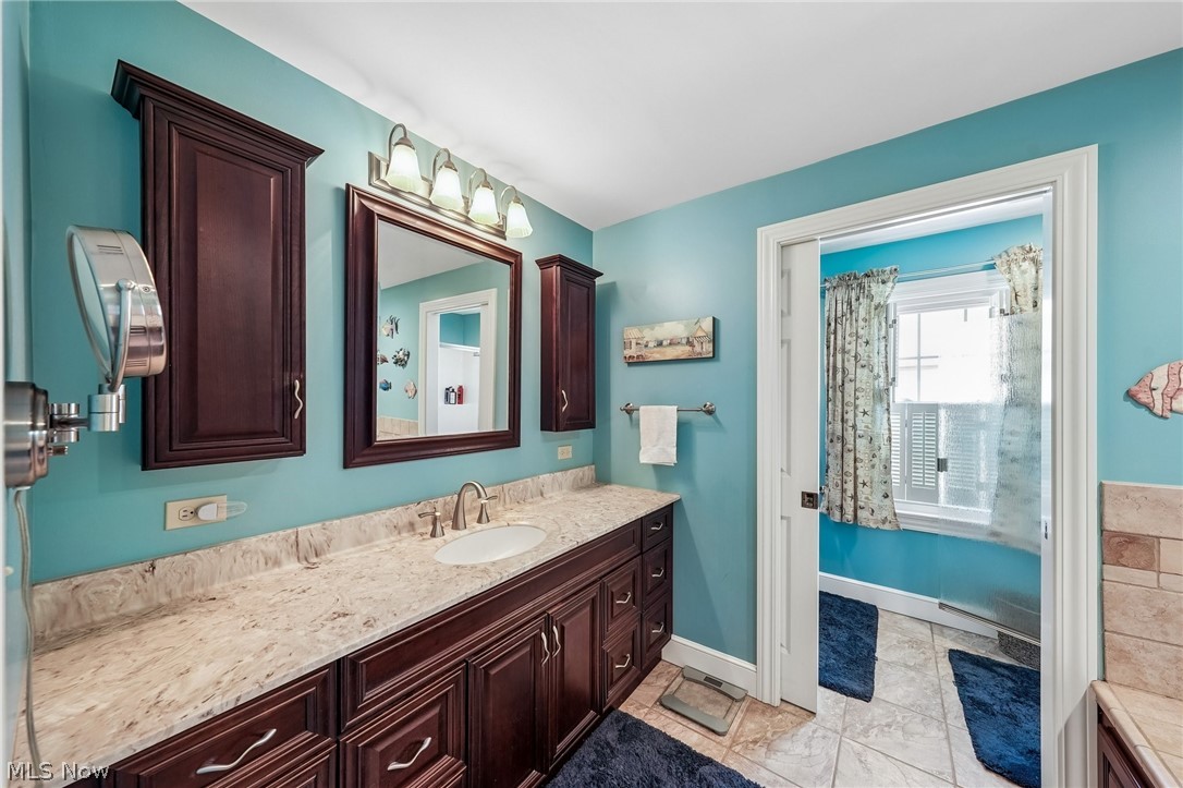 170 Overwood Road Akron OH 44313