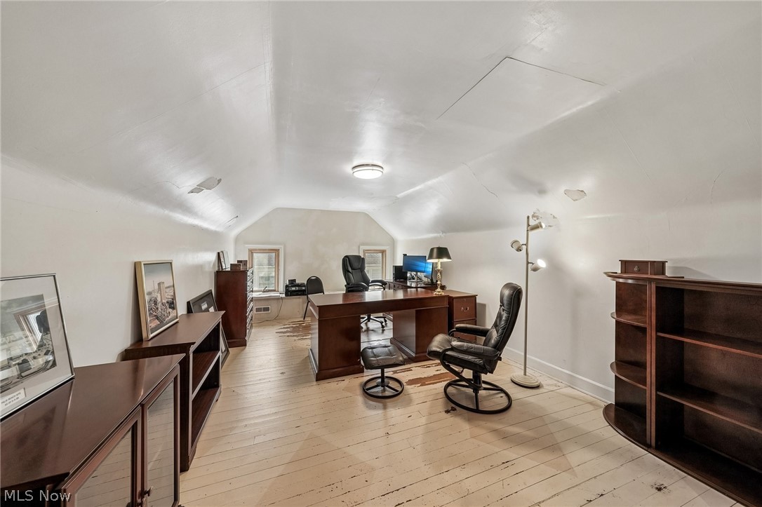 170 Overwood Road Akron OH 44313