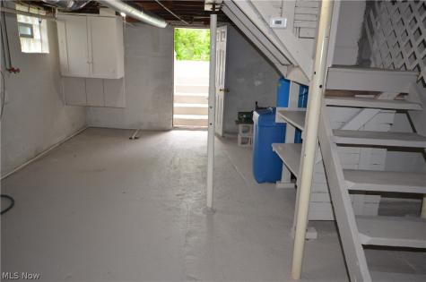 989 Industry Road Atwater OH 44201