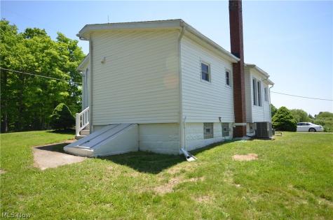 989 Industry Road Atwater OH 44201