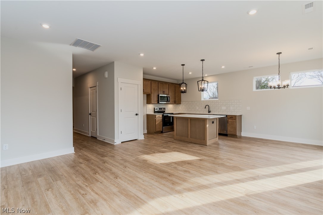 3639 Great Windsor Lane Green OH 44685