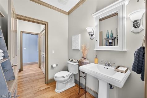 3458 Chadwick Drive Uniontown OH 44685