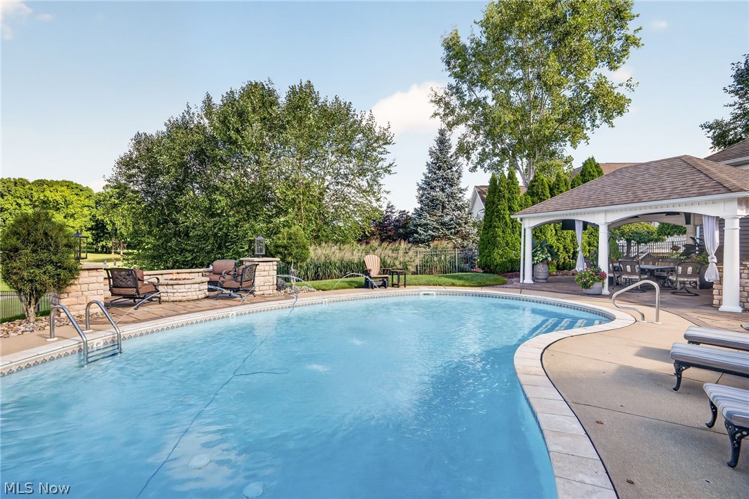 3458 Chadwick Drive Uniontown OH 44685
