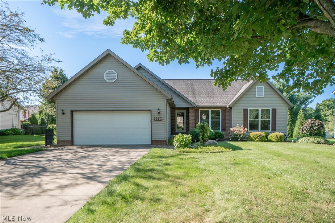 2316 Mount Pleasant Street NE Canton OH 44721