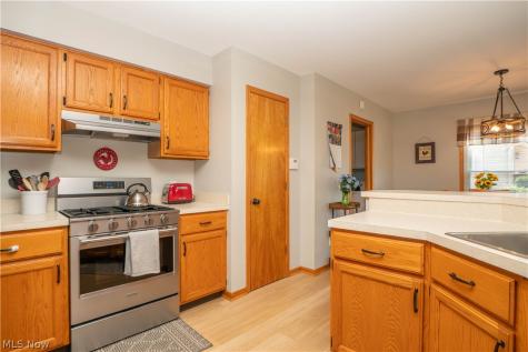 2316 Mount Pleasant Street NE Canton OH 44721
