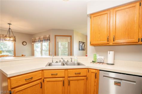 2316 Mount Pleasant Street NE Canton OH 44721