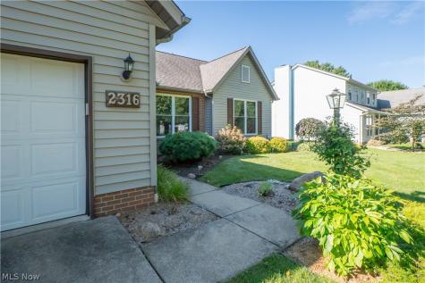 2316 Mount Pleasant Street NE Canton OH 44721