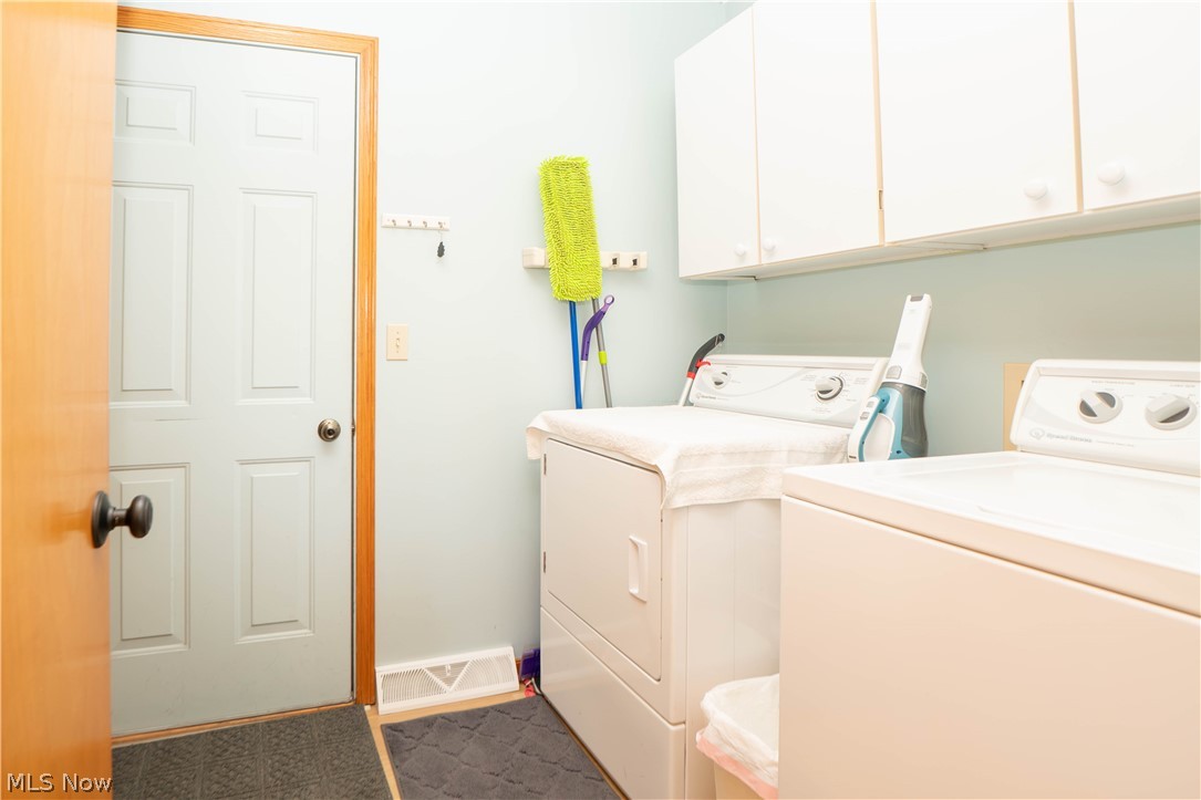 2316 Mount Pleasant Street NE Canton OH 44721
