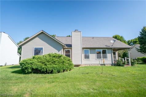 2316 Mount Pleasant Street NE Canton OH 44721