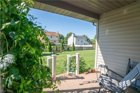 2316 Mount Pleasant Street NE Canton OH 44721