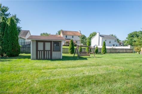 2316 Mount Pleasant Street NE Canton OH 44721