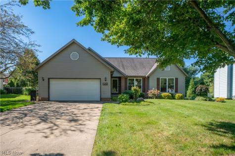 2316 Mount Pleasant Street NE Canton OH 44721