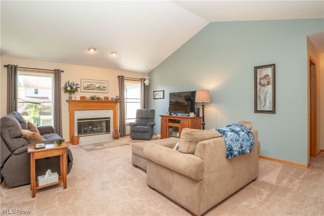 2316 Mount Pleasant Street NE Canton OH 44721