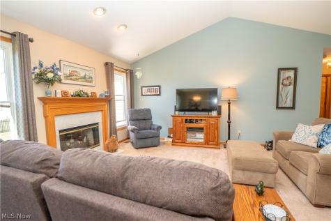 2316 Mount Pleasant Street NE Canton OH 44721