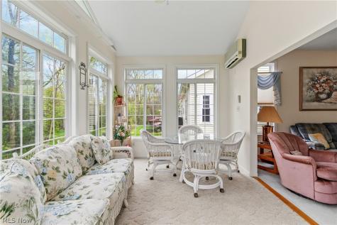 10490 W Ravine View Court North Royalton OH 44133