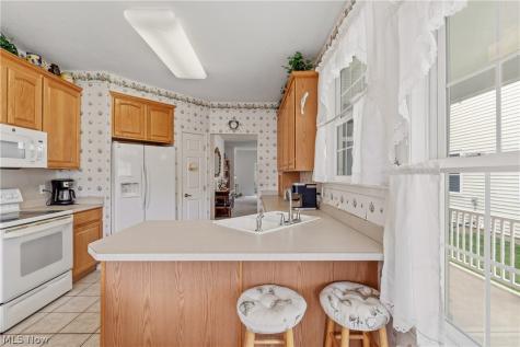 10490 W Ravine View Court North Royalton OH 44133