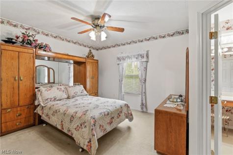 10490 W Ravine View Court North Royalton OH 44133