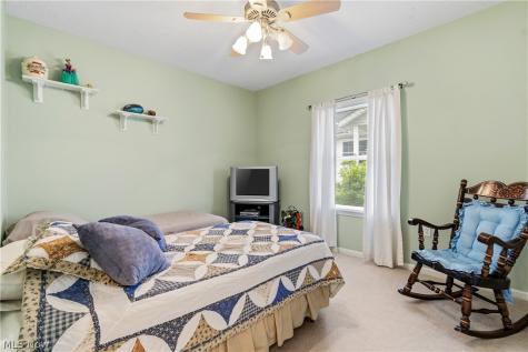10490 W Ravine View Court North Royalton OH 44133