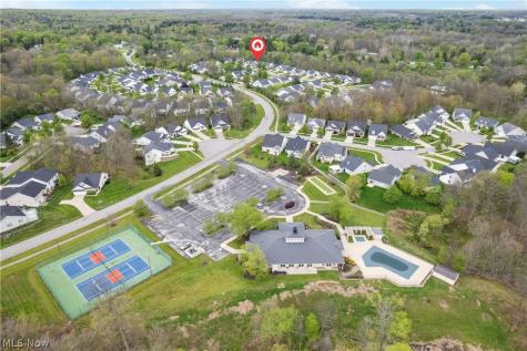 10490 W Ravine View Court North Royalton OH 44133