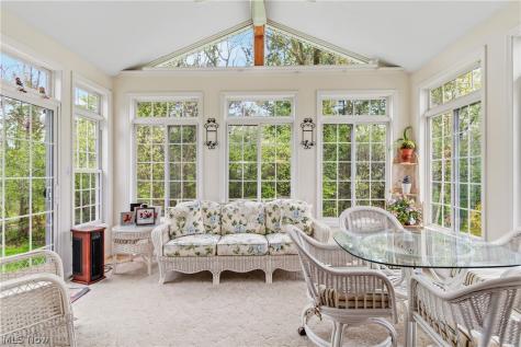 10490 W Ravine View Court North Royalton OH 44133