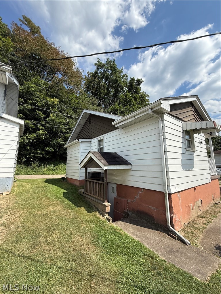 2505 Pleasant Avenue Wellsburg WV 26070
