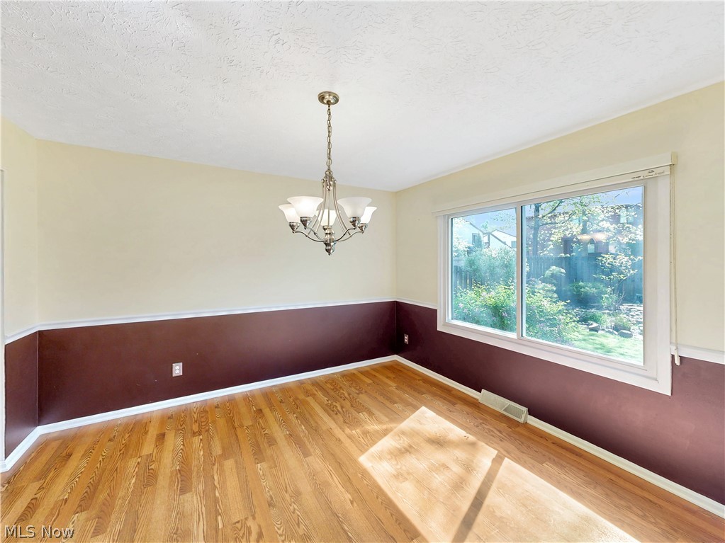 4788 Lindsey Lane Richmond Heights OH 44143