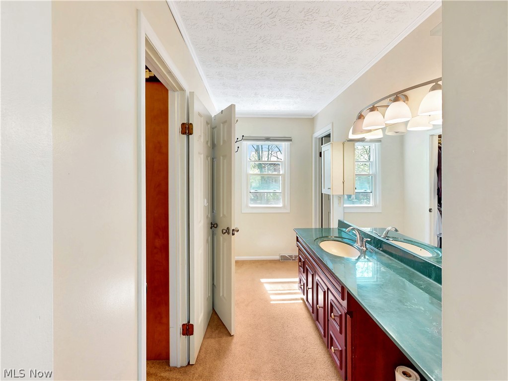 4788 Lindsey Lane Richmond Heights OH 44143