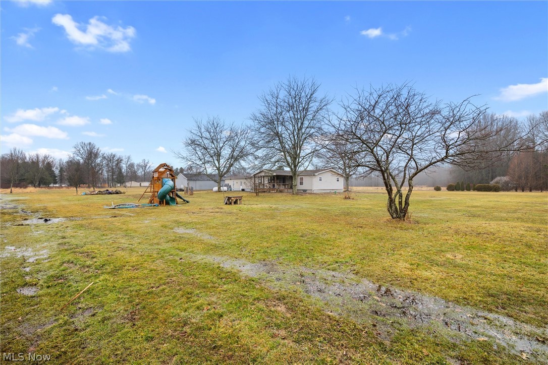 6502 N Park Avenue Bristolville OH 44402
