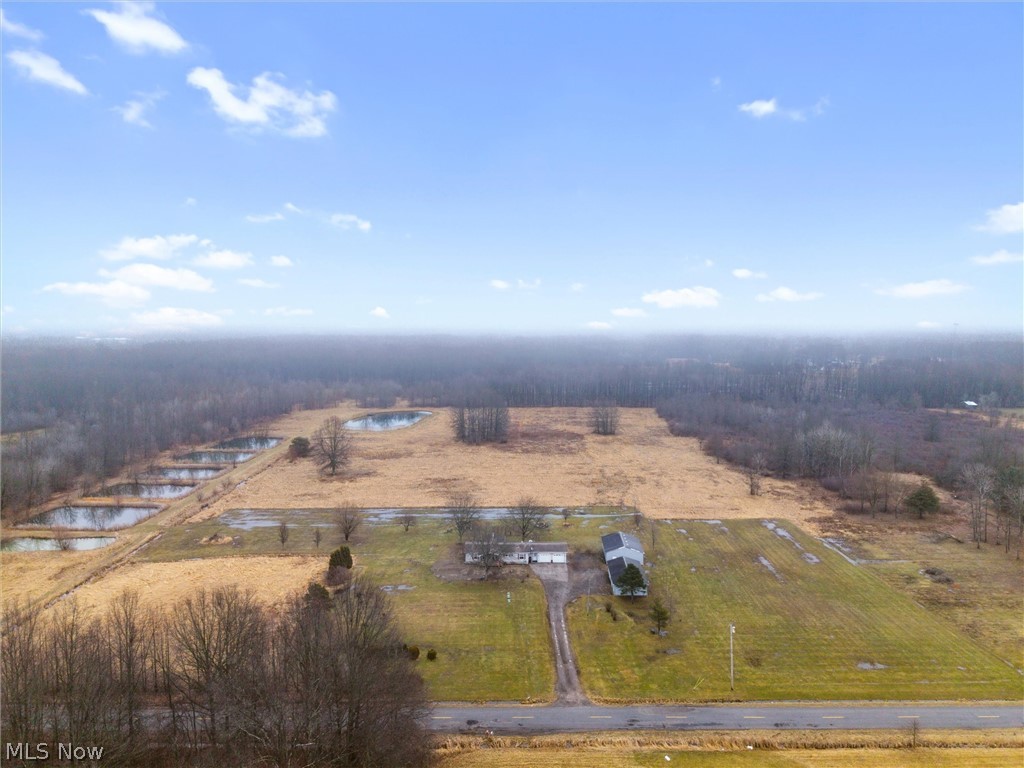 6502 N Park Avenue Bristolville OH 44402