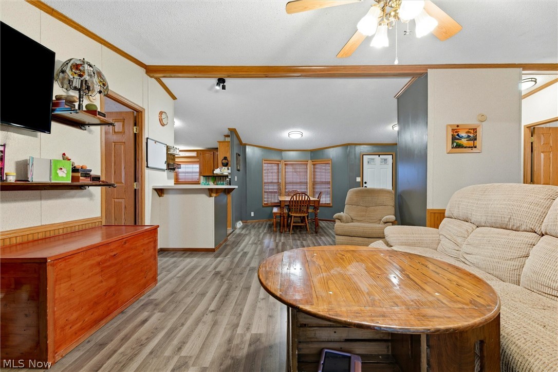 6502 N Park Avenue Bristolville OH 44402