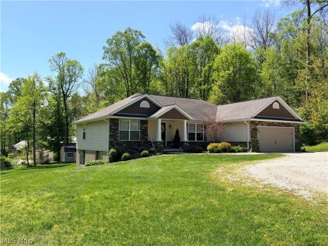 7807 Arbon Drive Millersburg OH 44654