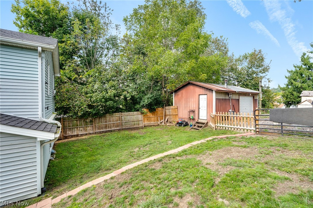 237 Ridge Street Leetonia OH 44431