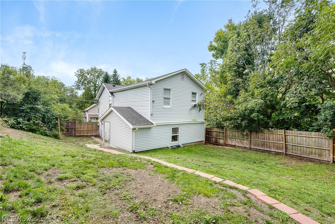 237 Ridge Street Leetonia OH 44431