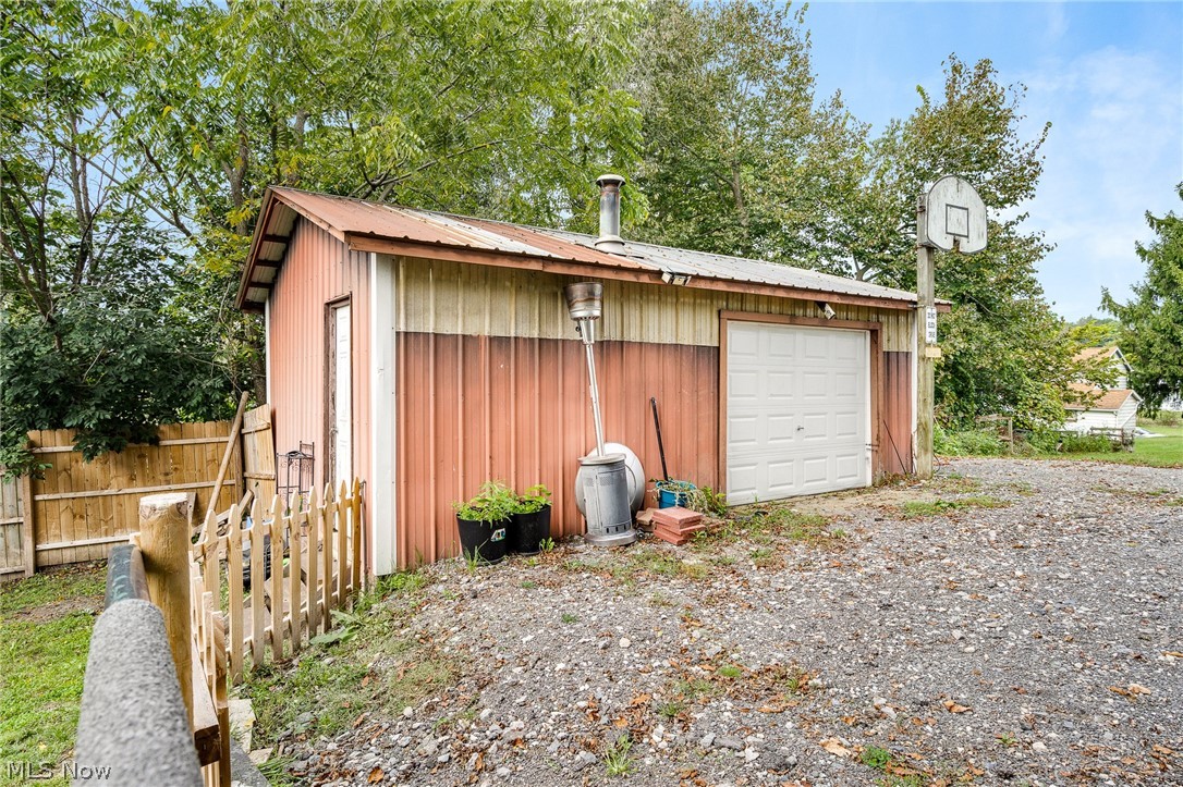 237 Ridge Street Leetonia OH 44431