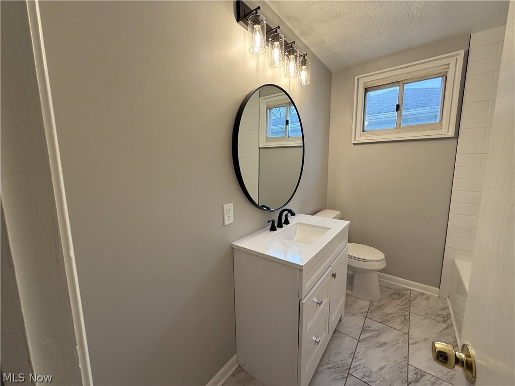 6751 Oakwood Road Parma Heights OH 44130