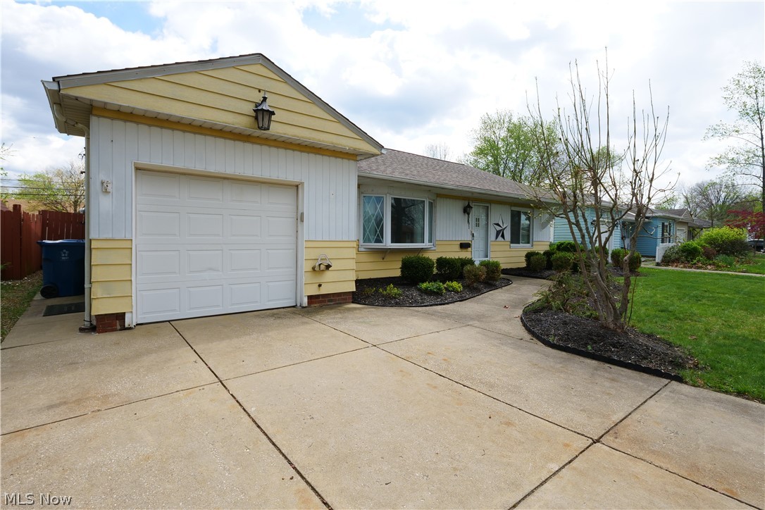 6751 Oakwood Road Parma Heights OH 44130
