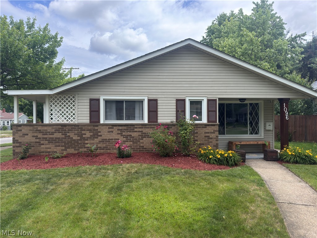 1096 Birch Lane Cleveland OH 44109