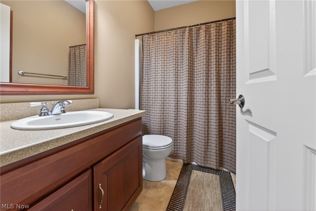 734 Homestead Pointe Drive Orrville OH 44667