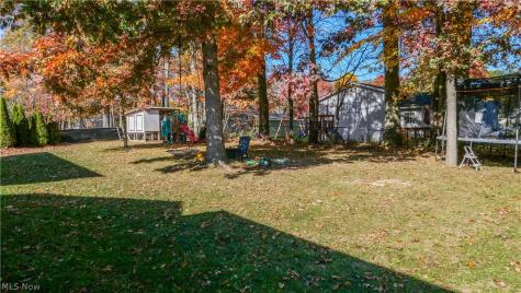 8225 Clover Lane Garrettsville OH 44231