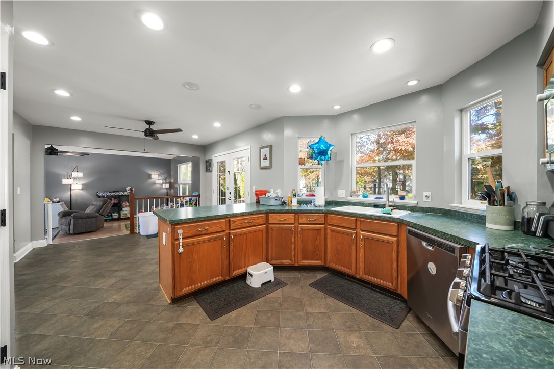 8225 Clover Lane Garrettsville OH 44231